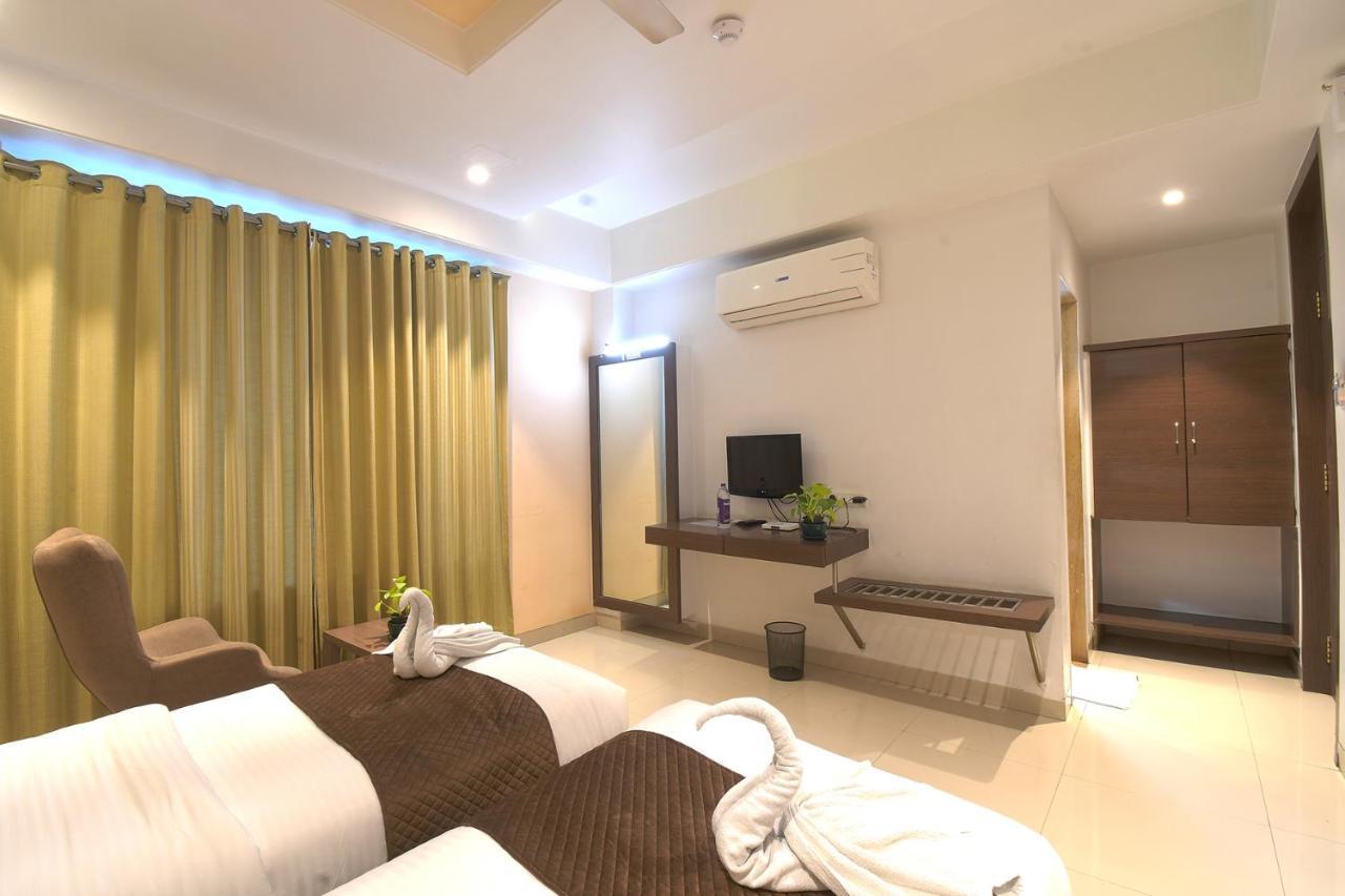 Hotel Season 4 -3-Star Hotel Sangli Ngoại thất bức ảnh